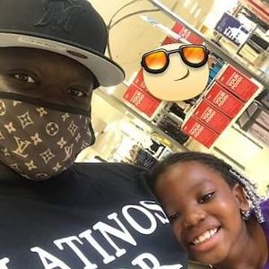 Meet your Posher, Bee